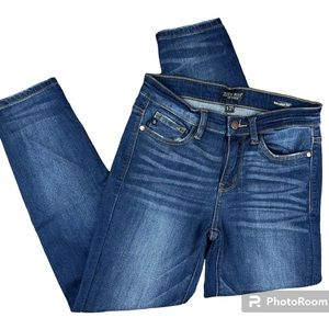 Women's Judy Blue Mid Rise Relaxed Fit Dark Wash Jeans